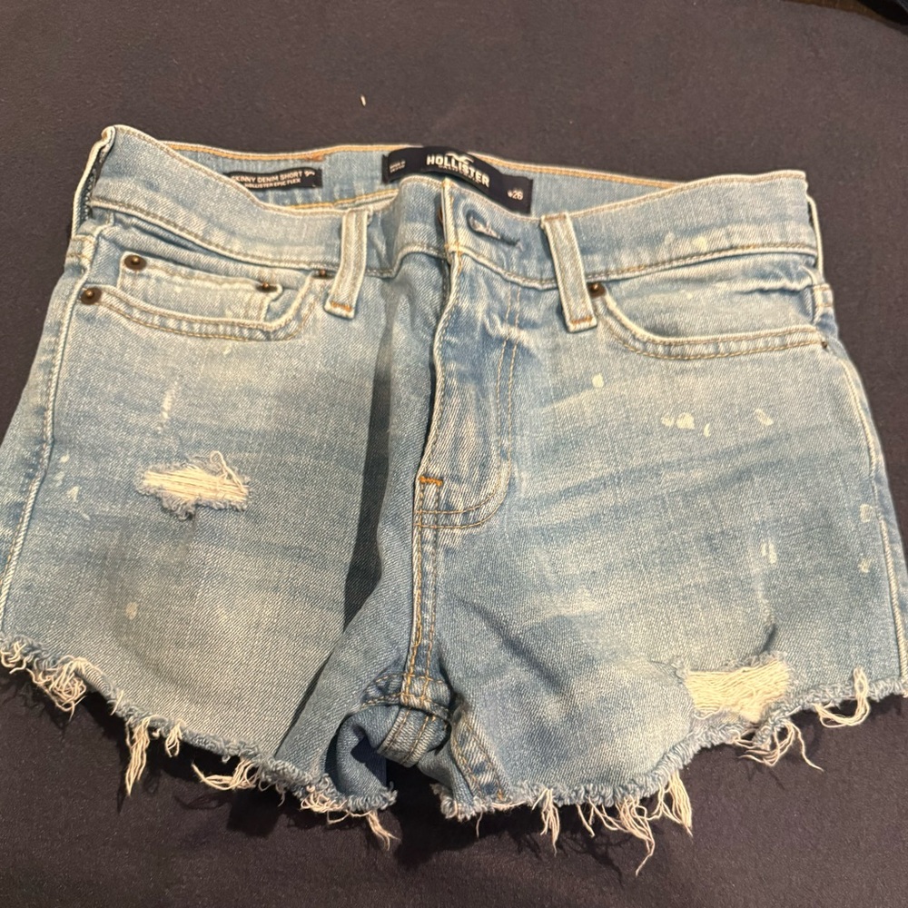 Hollister skinny denim shorts size 26